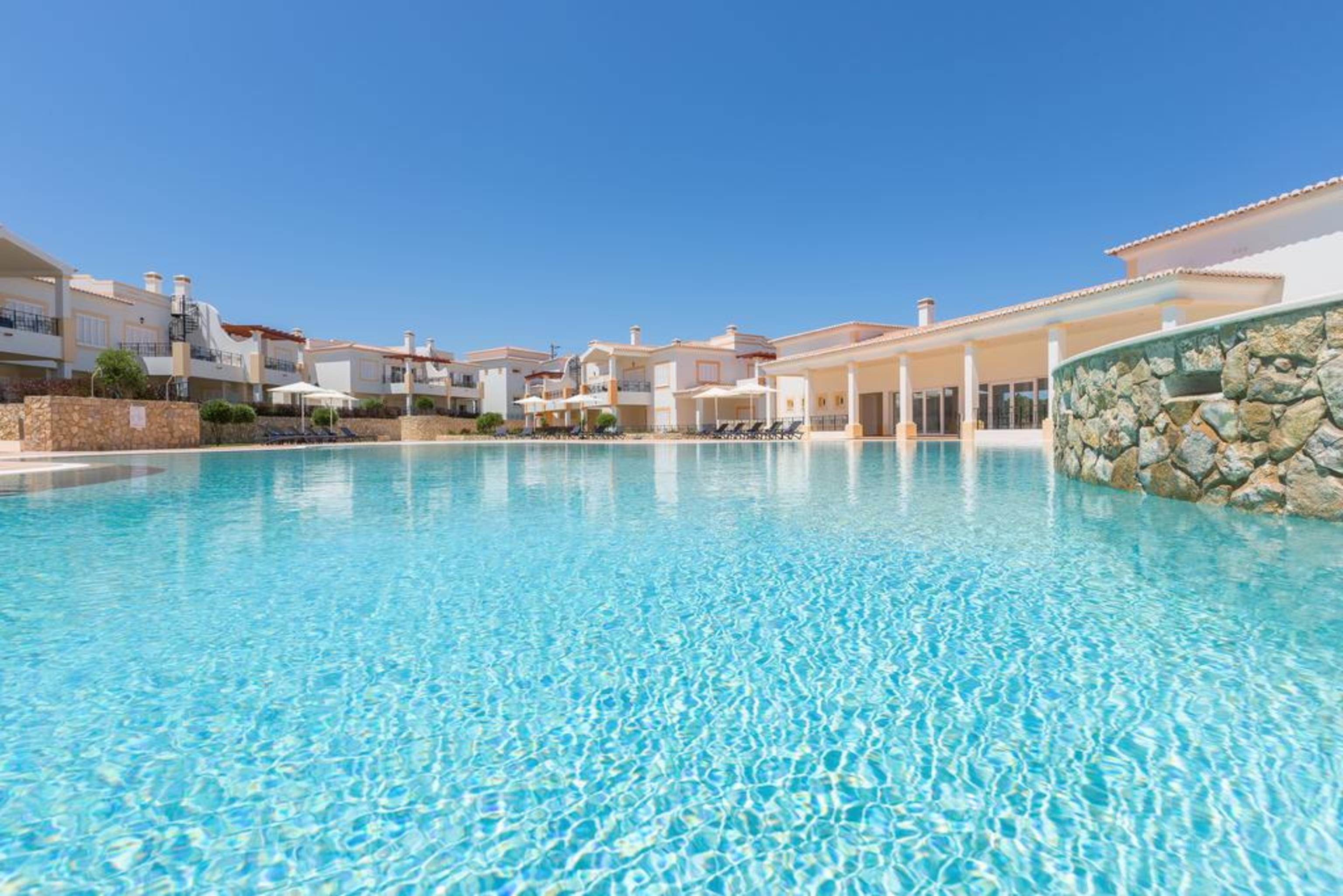 Nau Salema Beach Village Екстериор снимка
