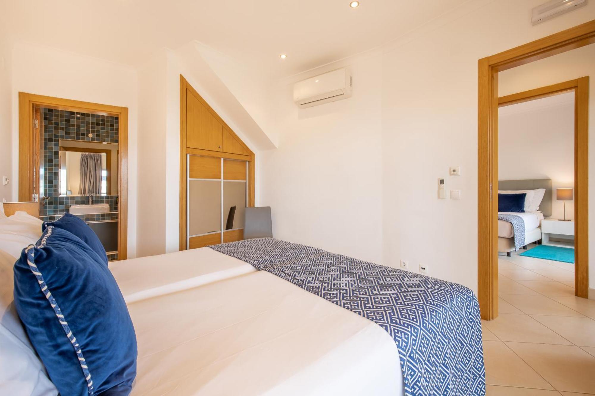 Nau Salema Beach Village Екстериор снимка