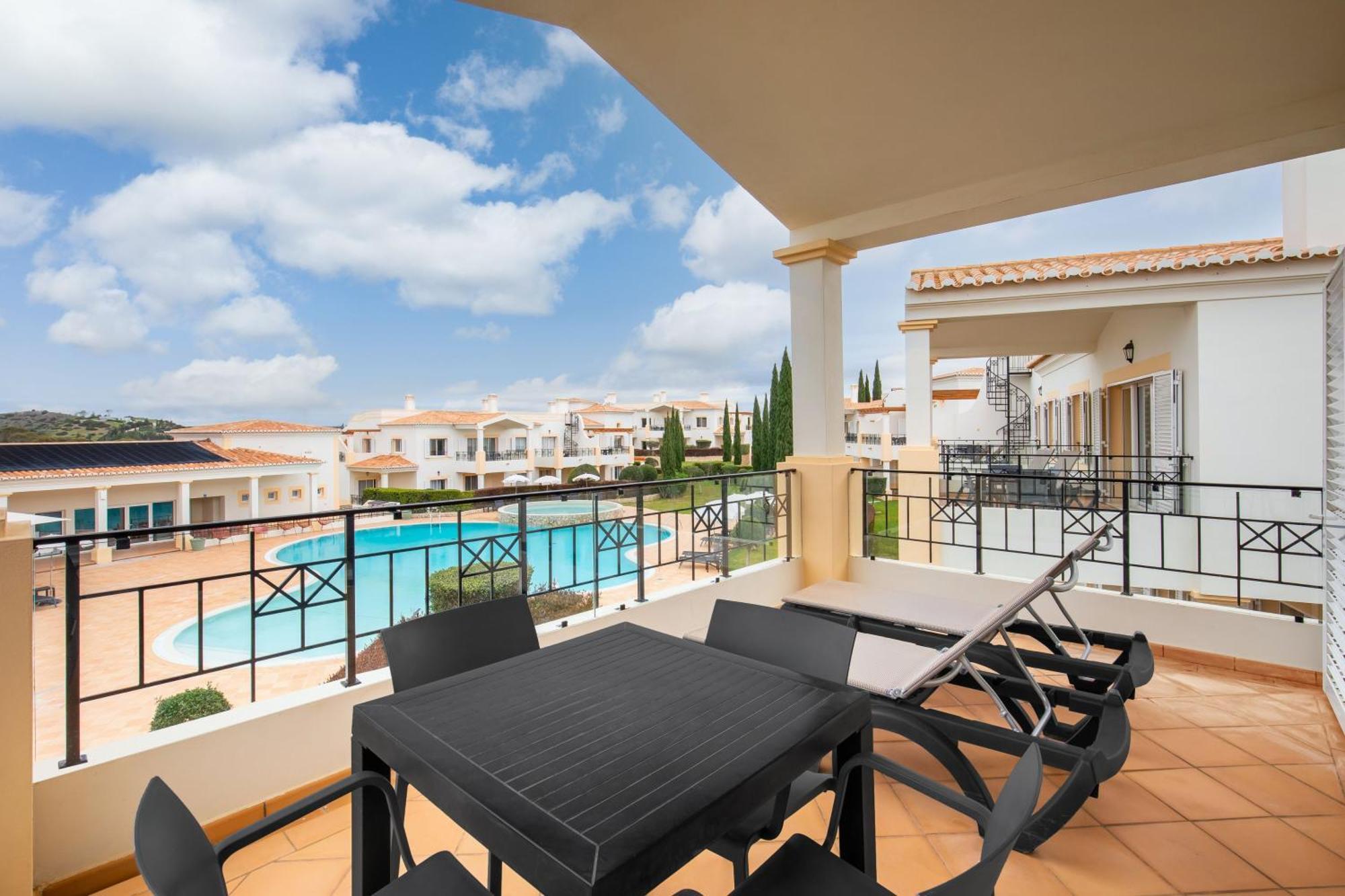 Nau Salema Beach Village Екстериор снимка